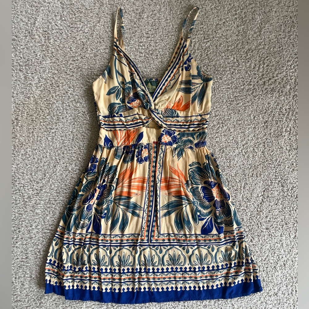 Floral Print Sleeveless Mini Dress